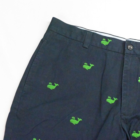 Brooks Brothers 35 x 8" Navy Blue All Over Whale Flat Front‎ Chino Shorts - Picture 2 of 7